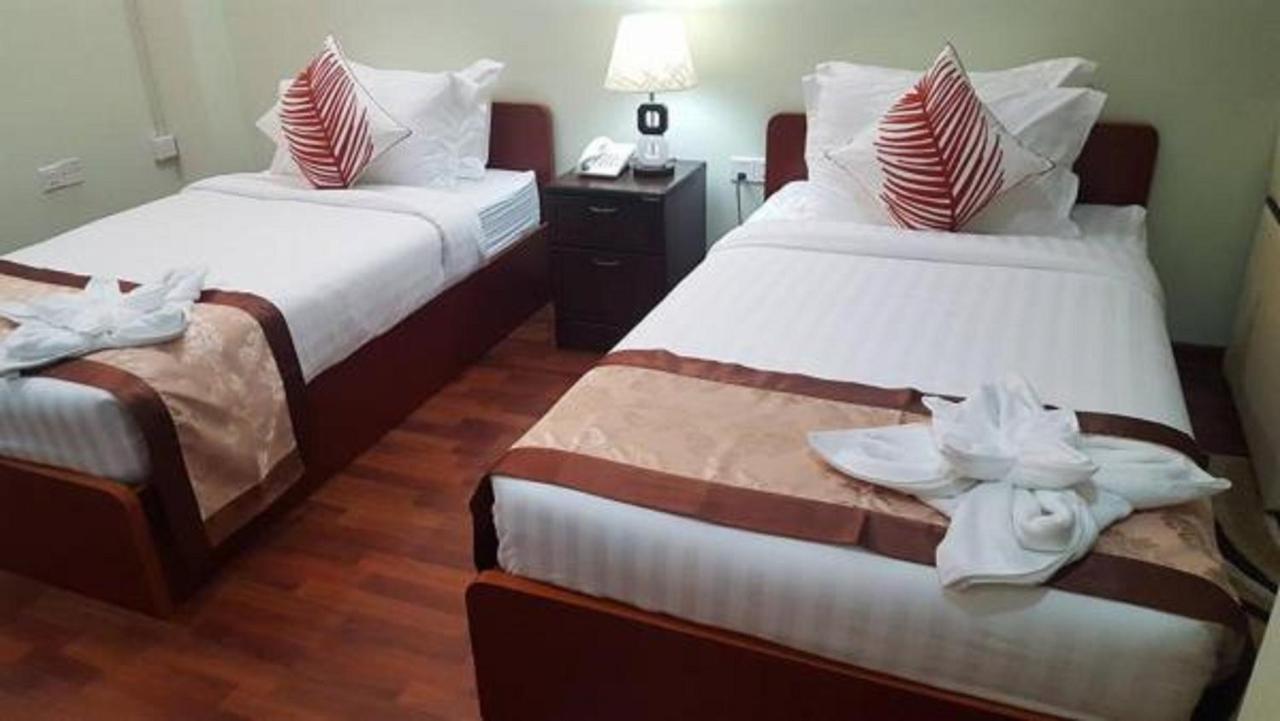 Landmark Hotel Yangon Exterior foto